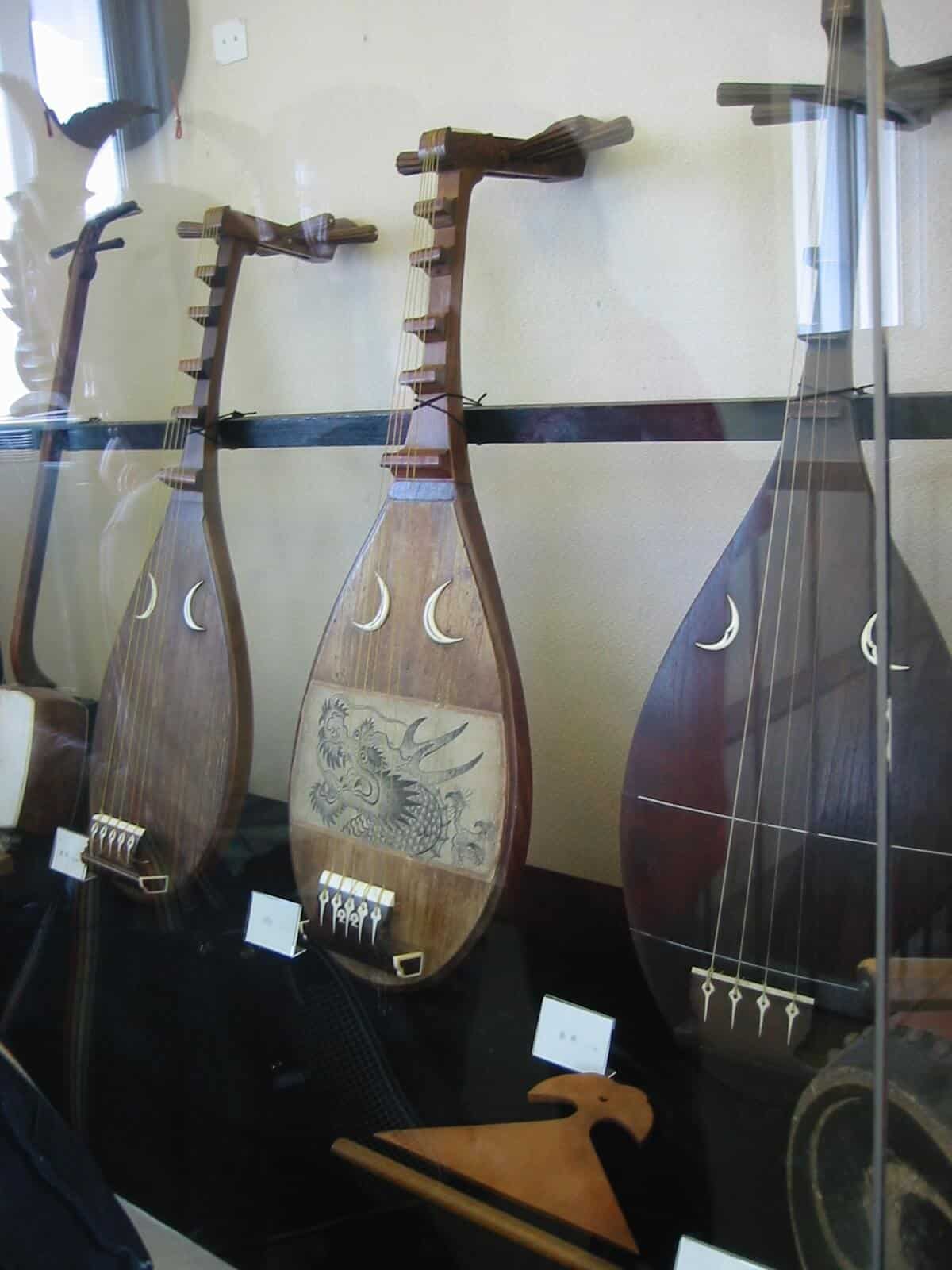 japanese stringed instruments